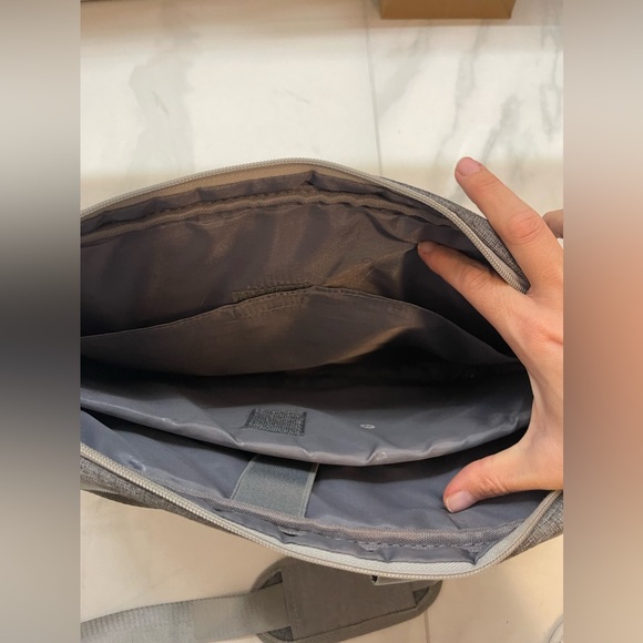Laptop bag - Picture 7 of 12